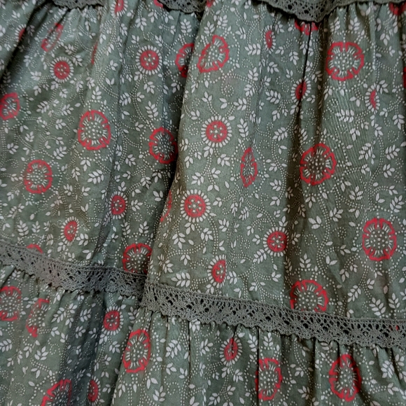 Peasant style dress - Picture 3 of 3